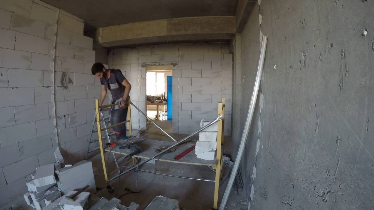 Демонтаж стен из газобетона: особенности процесса и рекомендации по безопасной работе